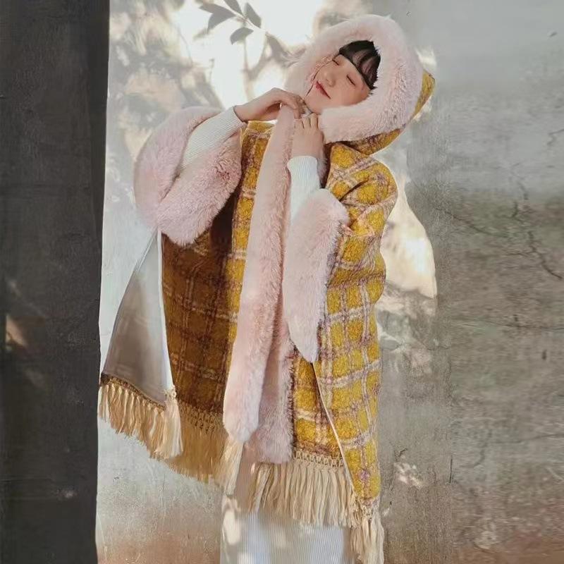 

Плащ-шаль большого размера, свободный флис, утолщенный капюшон с меховым воротником, средняя и длинная шерстяная куртка 0135 # One Size