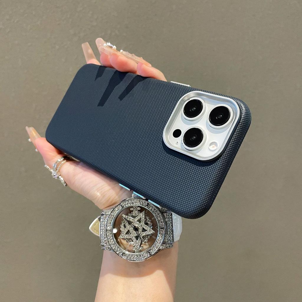 Mesh cross pattern is suitable for Apple 17PROMAX large hole mobile phone case 16iphone13/14 protective case