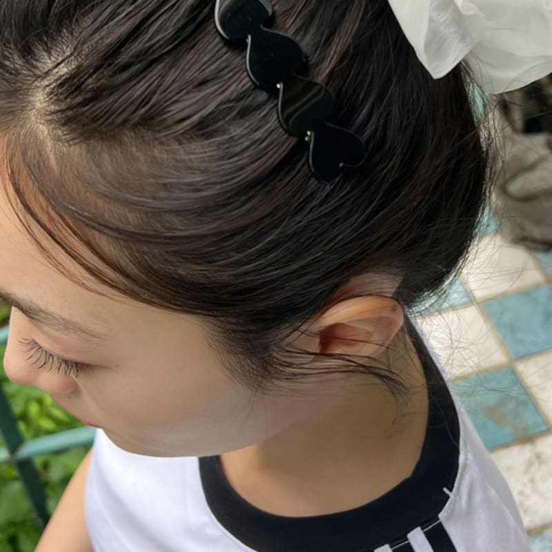 FANTASTIC PLANET Heart Arrow Hair Pin (4colors)