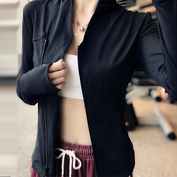 

Женская быстросохнущая фитнес-куртка с длинным рукавом и молнией Medium чёрный