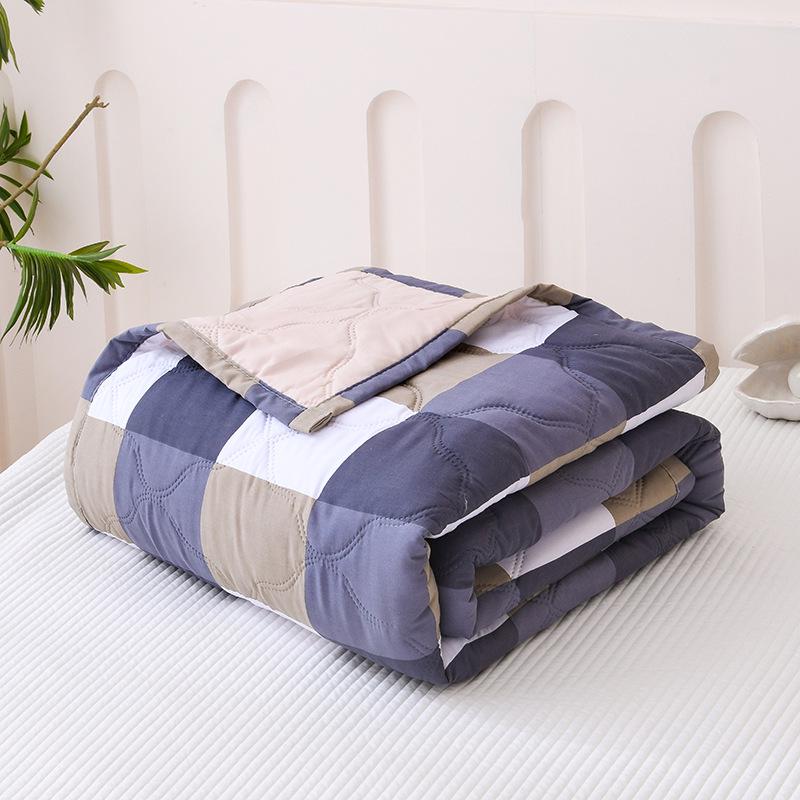 Washed Cotton Summer Quilt - Lightweight, Breathable, Machine Washable