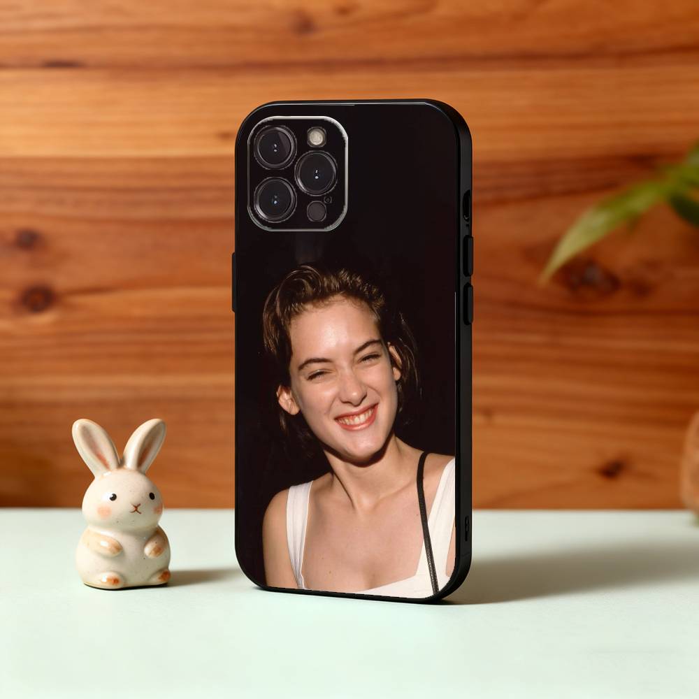 

W-Winona R-Ryder 90s Grunge Phone Case For iPhone17,16,15,14,13,12Plus,Pro Max,XS,5G Soft Silicone Black Cover iPhone17air