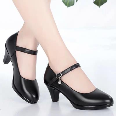 Schwarze Arbeitsschuhe Damen bequem mittelhoch professionelle Schuhe weiche Sohle rutschfest Damen Lederschuhe dicker Absatz runde Kappe Einzelne Schuhe Damen