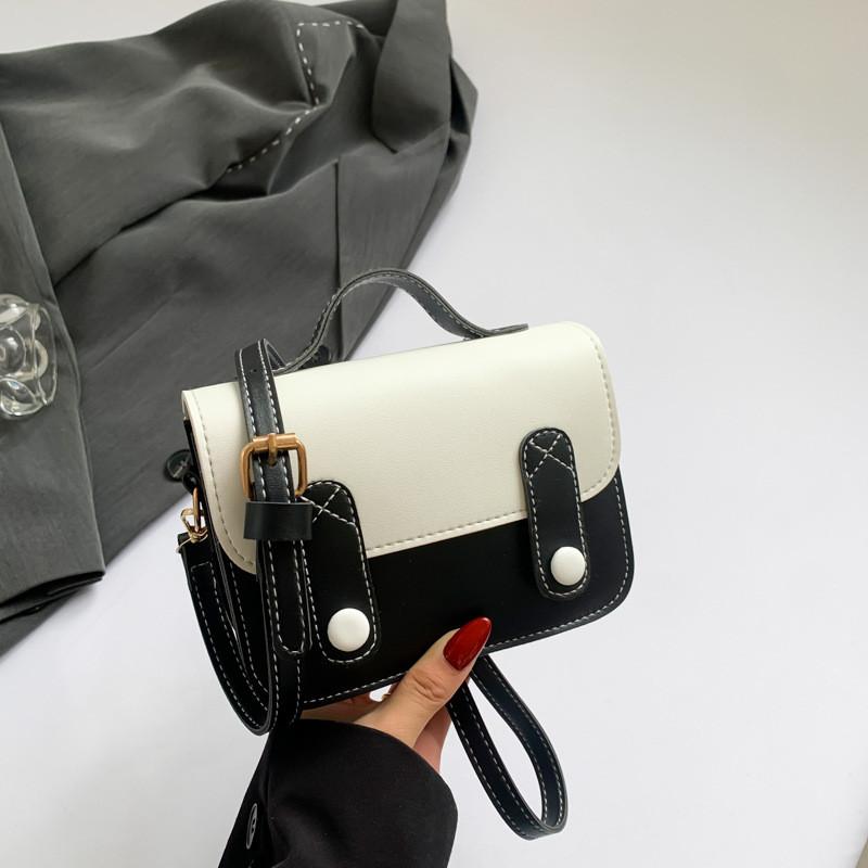 Chic Spring Season Small Square Handbag In Trendy Colors For Daily Casual Style