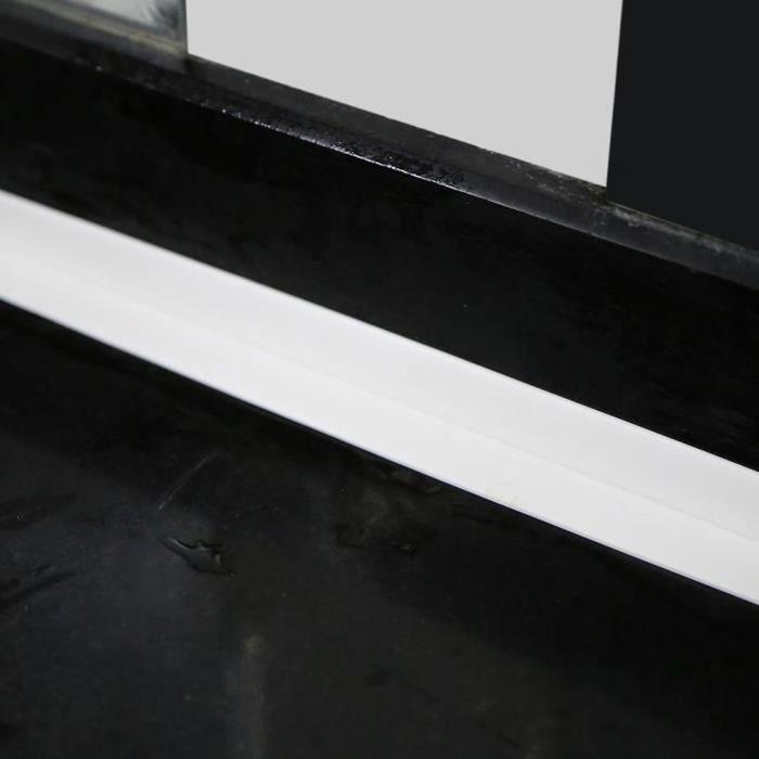 Tätningsband - HONO - PVC - Självhäftande - 38 mm x 3,2 m - Mögelresistent