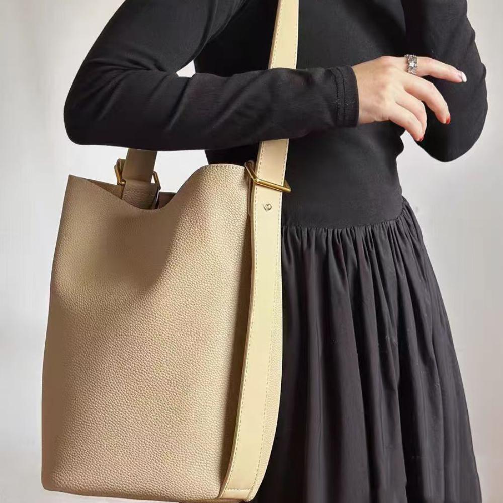 Dámská kabelka z pravé kůže s velkou kapacitou Dámská designová kabelka Nákupní tašky Kbelík Luxusní trend Ramenní Shopper