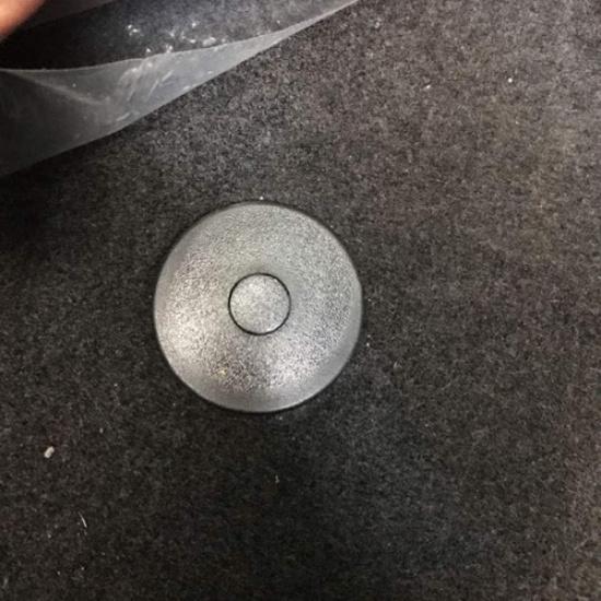 4 Car Floor Mat Clips Retainers Anti-Slip Clamps for Car Mats