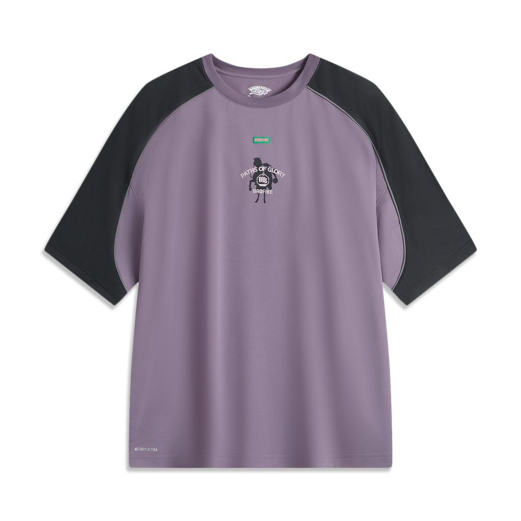 Li Ning Badfive Letter Splicing Round Neck Comfortable Breathable Versatile Short Sleeve T-Shirt Men Tops Deep-Purple Black AHSUD39-2