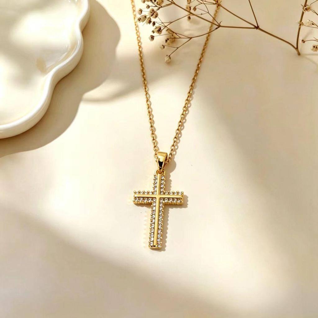 European-American Retro Cross Necklace: Gold-Plated Copper, Full Diamond, Luxury Titanium Steel Chain, Colorfast.
