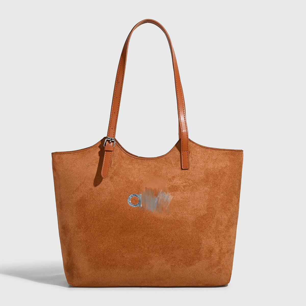 

European Suede Crossbody & Shoulder Handbag - Large Capacity Commuter Tote for Women 40*12*30 cm светло-коричневого