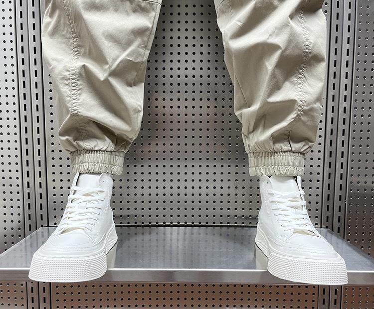 Men's Tapered Quick-Dry Elastic Cargo Pants with Drawstring, Multi-Pocket, Casual Trendy 9-Point Style for Spring and Autumn.