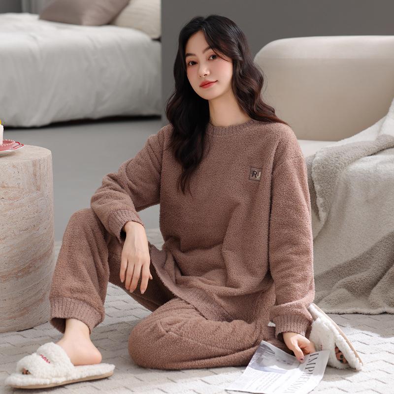 Half Fleece Pajamas Women'S Winter Thickened Fleece Warm Autumn And Winter Coral Fleece Soft Can Be Worn Outside Loungewear