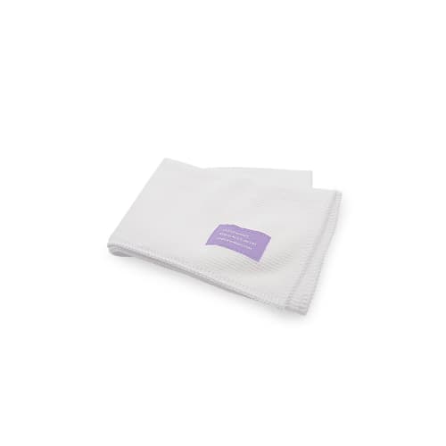 

Jason Markk Premium Microfiber Towel for Sneaker Cleaning, Shoe Cleaning, and Shoe Polishing. Absorbent and Quick-Drying.