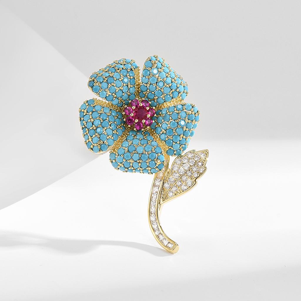 Women's Light Luxury Design Flower Inlaid Zircon Geometric Brooch Fashionable And Versatile Niche Design Brooch