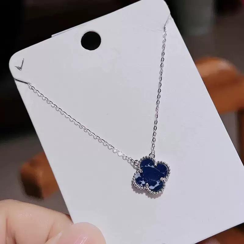 High-quality Four-leaf Clover Necklace 18K Natural Mother-of-pearl Rose Stone Light Luxury Necklace for Girlfriend