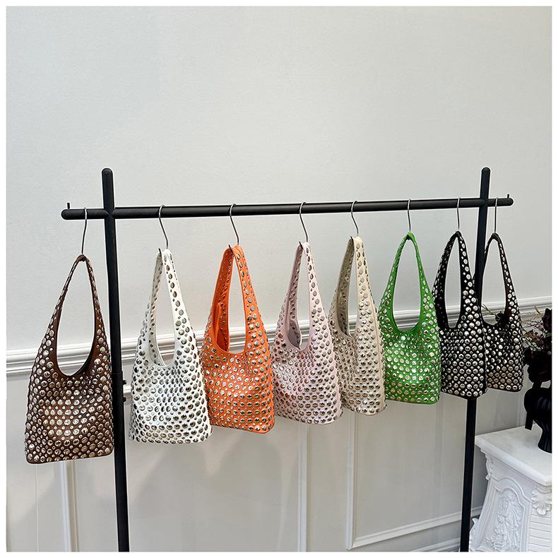 2025 Koreanische Mode Vielseitige Damen Nieten Handtasche