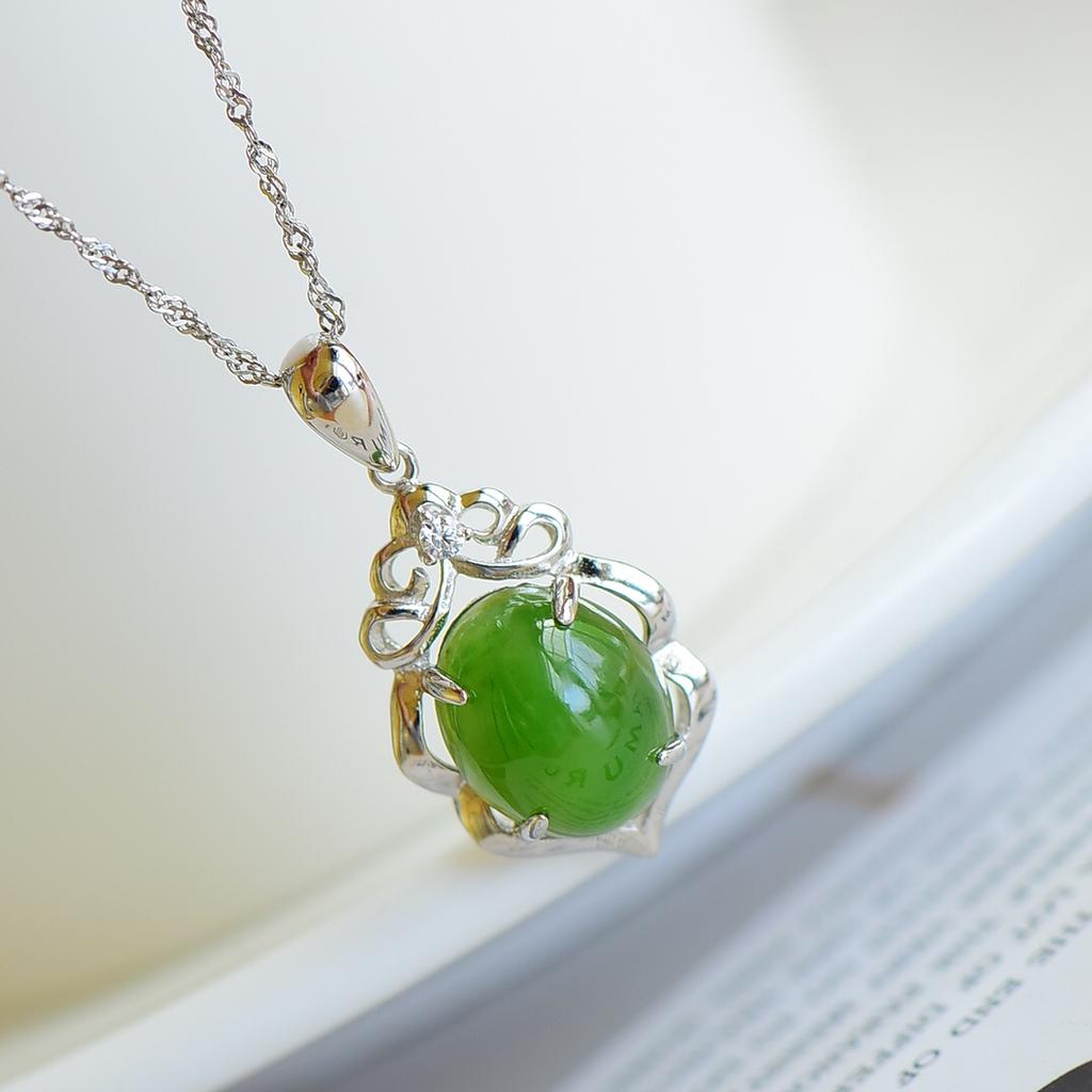 Hotan Jade S925 Silver Inlaid Jasper Egg Face Pendant for Women