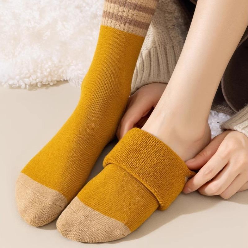 Women's Mid-tube Socks Autumn and Winter Long Socks Terry Socks Winter Plus Velvet Thick Warm Cotton Socks