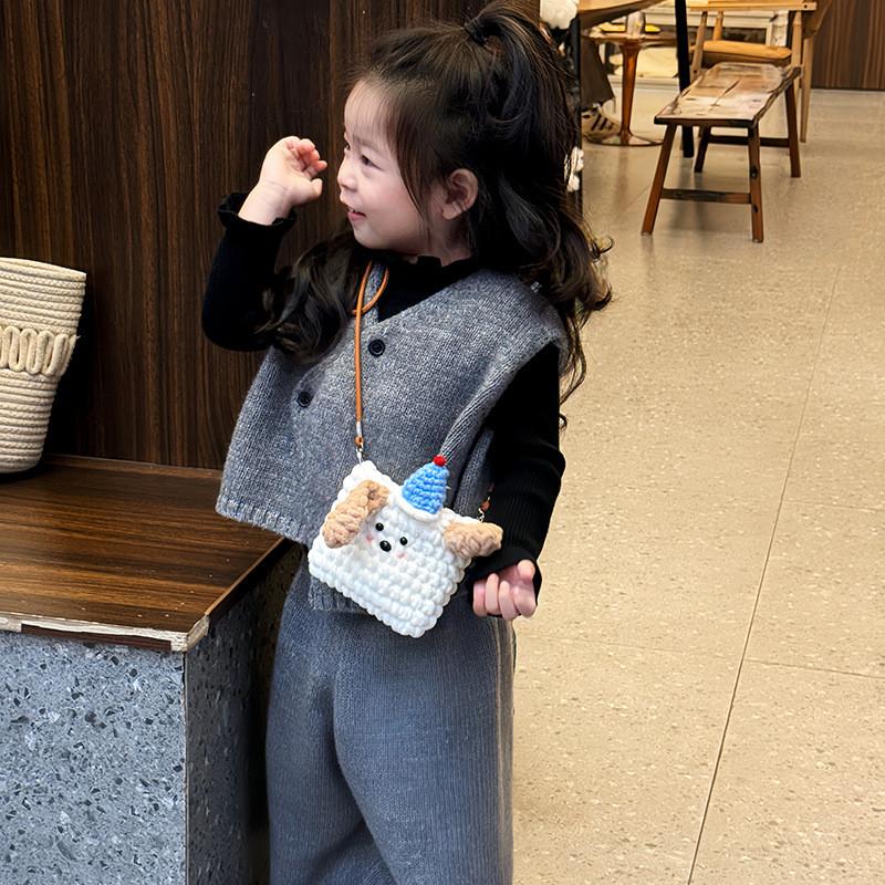 Plush Mini Trendy Dog Sling Bag For Boys And Girls Featuring Breathable Fabric And Design Playful