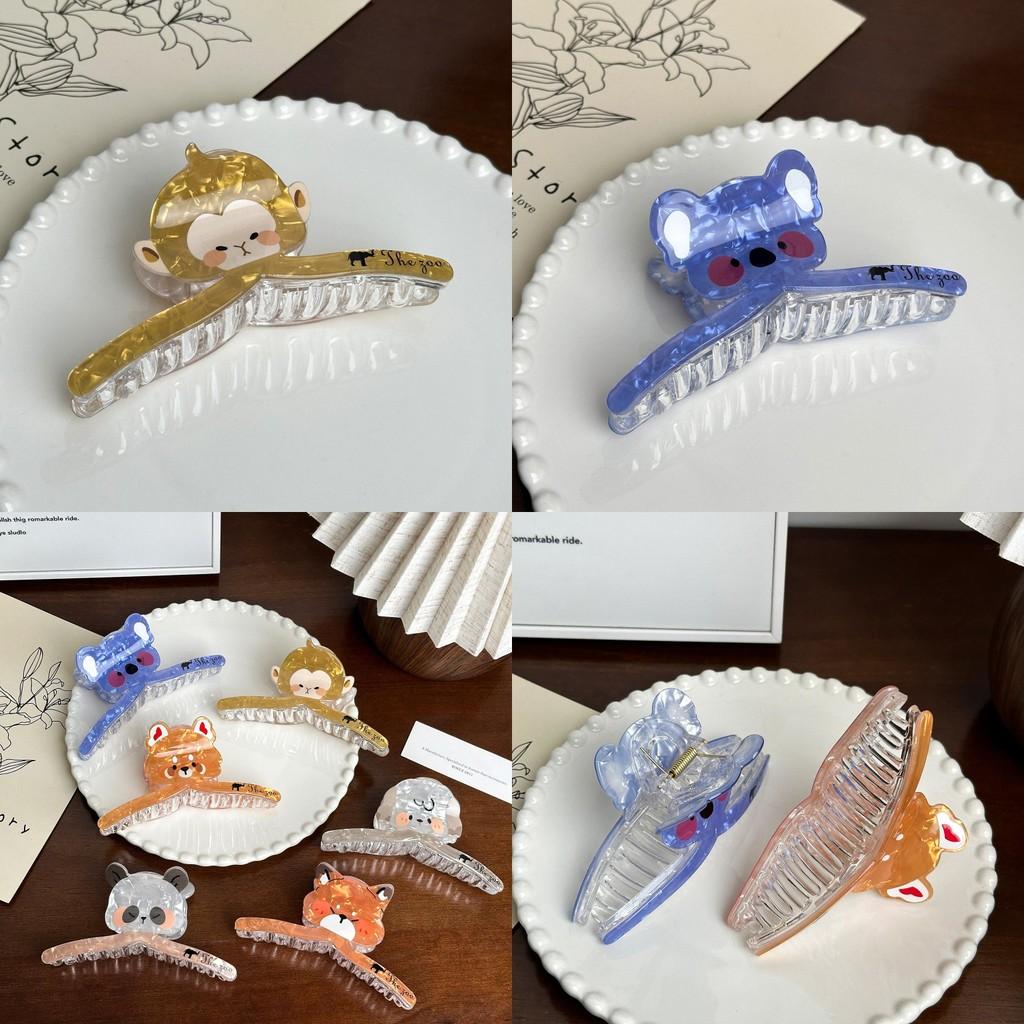 Adorable Large Bear Hair Claw Clip Stylish Acrylic Animal Hair Accessory For Women