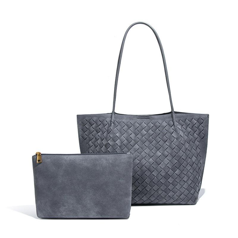 New cross-border hand-woven bag with large capacity, fashionable underarm bag, autumn and winter frosted vintage shoulder underarm bag