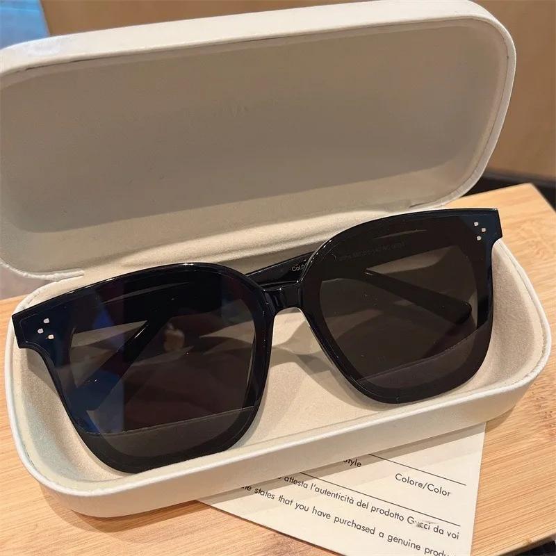 Fashion Korean Universal Fashion Sun shades for superior quality premium material Men For driving Frame Sun shades Eyewear