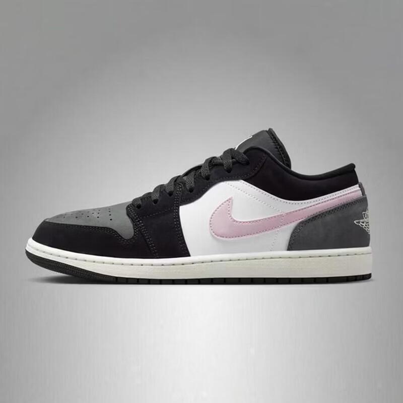Jordan Men s AJ1 Running & Casual Sneakers 43