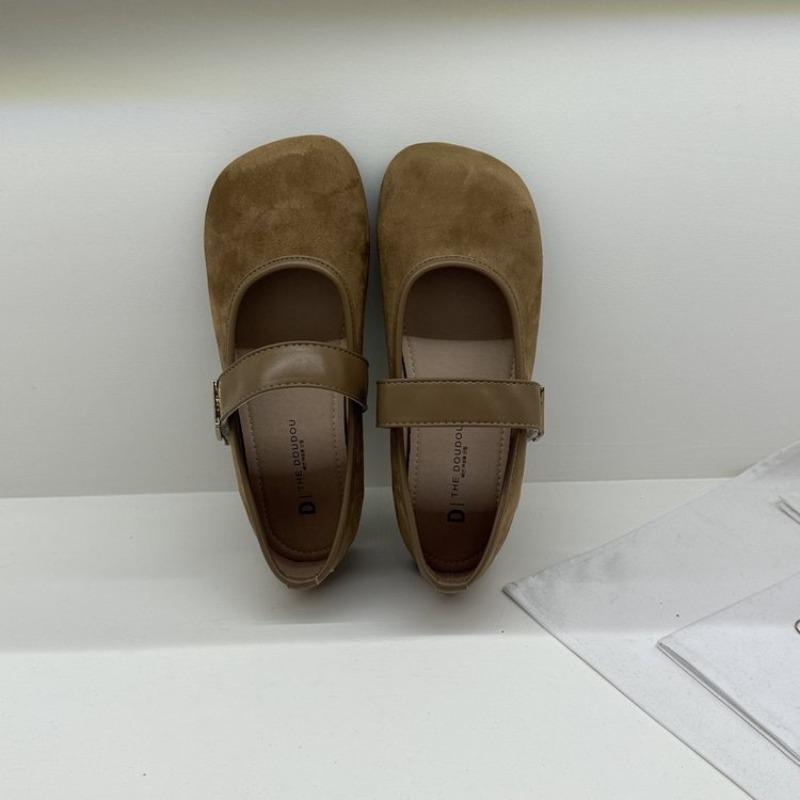 Hot Selling 2025 New Spring and Autumn Soft Sole Round Toe Retro Mary Jane Shoes Shallow Mouthed Flat Sole Single Shoe for Women