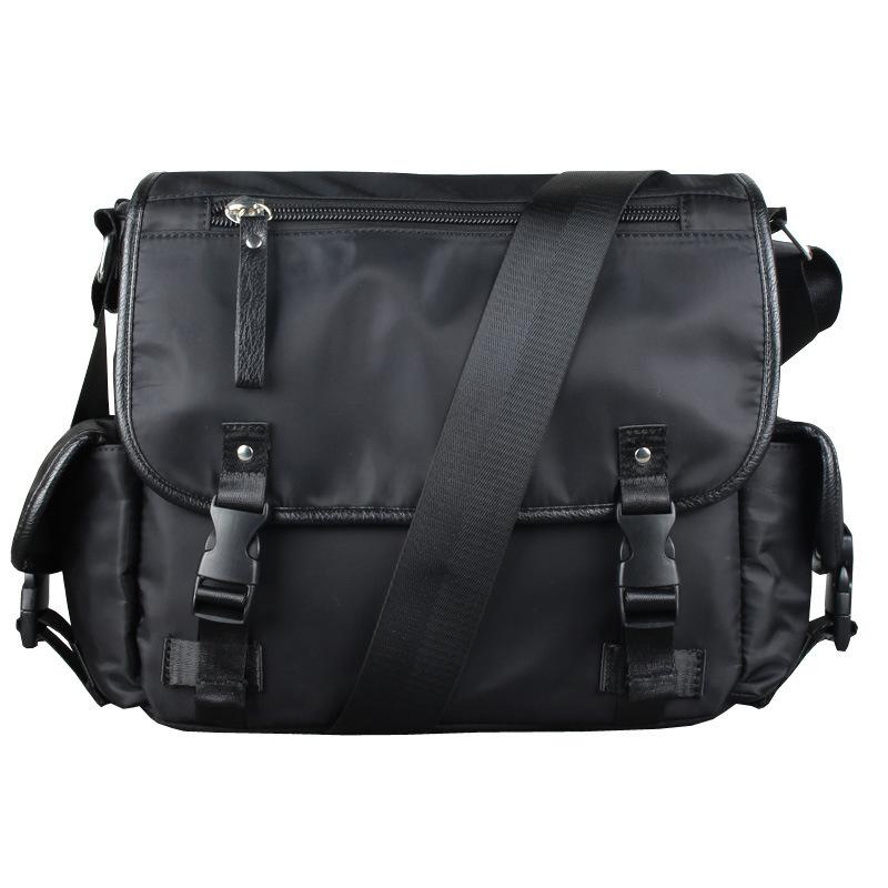 Neue minimalistische Herren-Crossbody-Tasche, Modische Herren-Tasche, Wasserdichte Postbotentasche mit großem Fassungsvermögen, Business-Aktentasche Umhängetasche