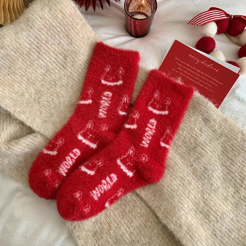 Weihnachtsjahr Rote Socken Damen Herbst und Winter Fleece Verdickt Nerzfleece Cartoon Niedlich Damen Socken Flauschig Mittellange Socken Damen