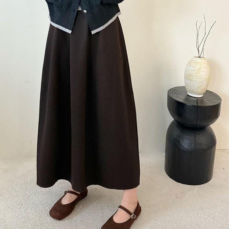 

Autumn/Winter 2025 Women s Cashmere A-Line Skirt: Slimming, Bud-Shaped, Elastic Waist, Versatile Draping Design M (90-115 lbs)