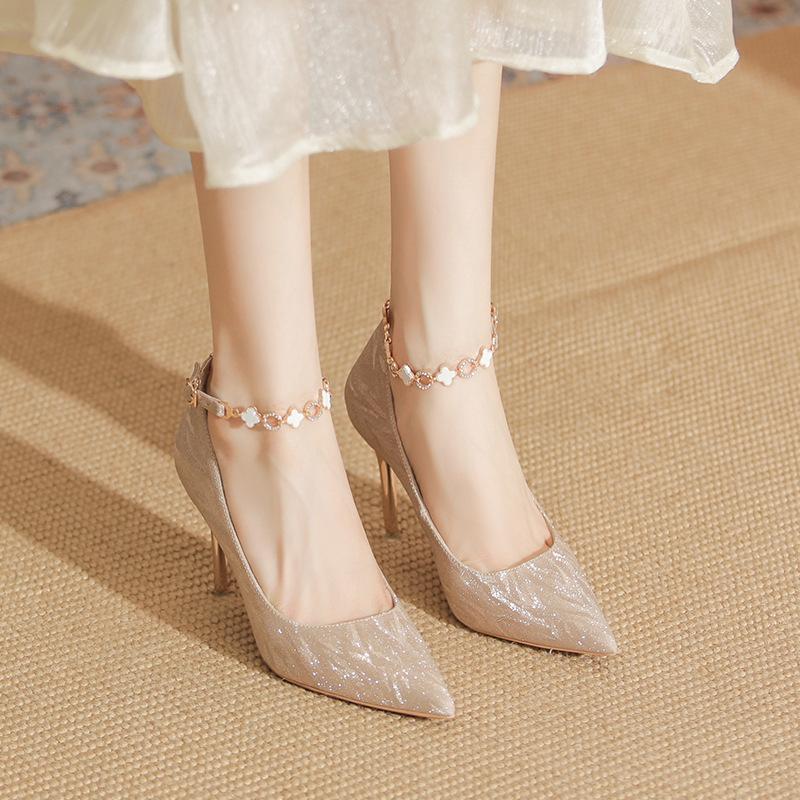 

Туфли на высоком каблуке женские 2025 года, новые темпераментные туфли с заостренным носком и шпильками, свадебные туфли с кристаллами для подружек невесты 39