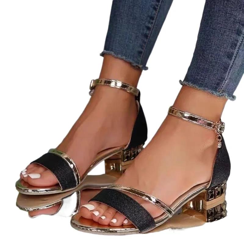 Damenschuhe 2024 Heißer Verkauf Schnallenriemen Damensandalen Mode Peep Toe Büro und Karriere Sommer Plus Size Sandalen mit Absatz