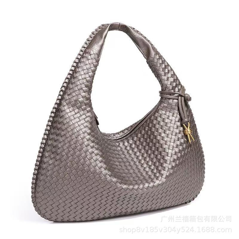 Hand-Woven Retro Single Shoulder Underarm Women'S Bag Fashion Trend Portable Oblique Span Women'S Bag