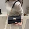 Cadena versátil de temperamento de alta gama, bolso de hombro axilar, bolso bandolera popular de verano, bolso commuter sencillo