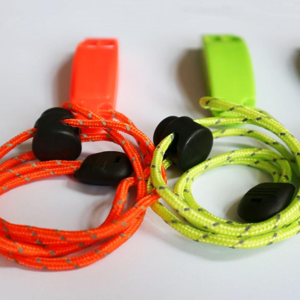 Dual-Frequency Outdoor Survival Whistle - High-Pitched Emergency Whistle