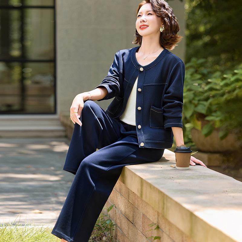 Giacca di jeans autunnale per la mamma: Top Corto Elegante e Versatile per Donne di Mezza Età e Anziane