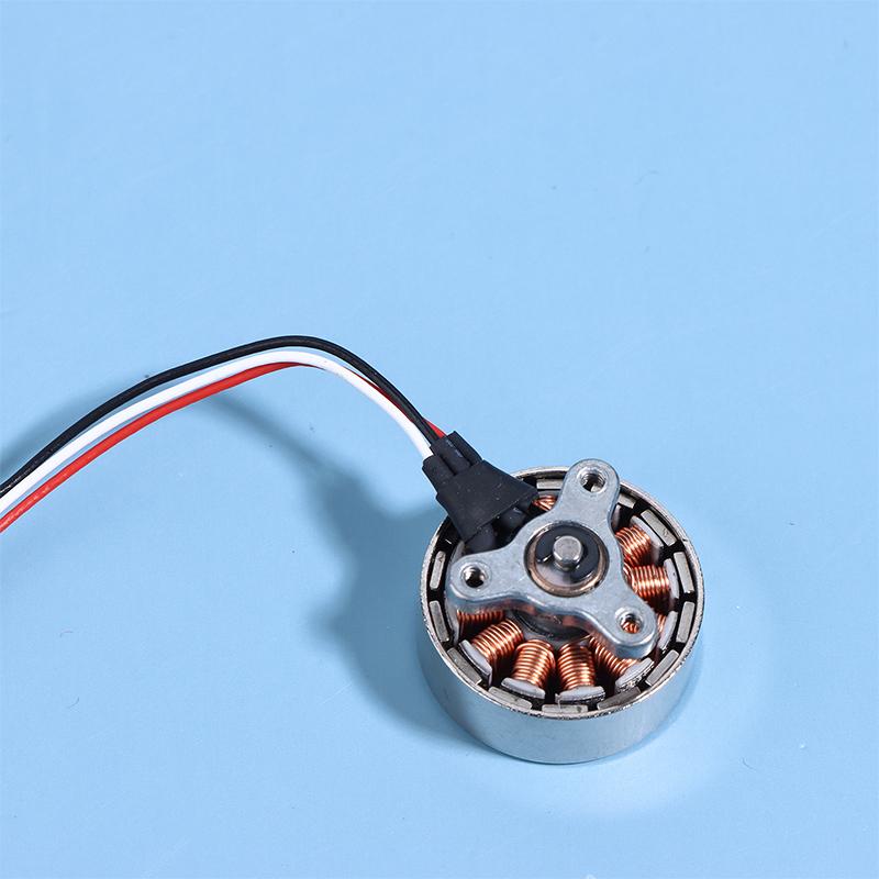 1Pc 1504 Brushless Motor 7.4V Pan-Tilt Aircraft For 4 Axes Remote Control Airplanes Quadcopter Model Aircraft Accessories