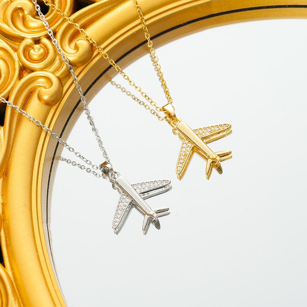 Minimalist Titanium Steel Airplane Pendant Necklace Fashion Versatile Collarbone Chain Casual Best Friend Jewelry
