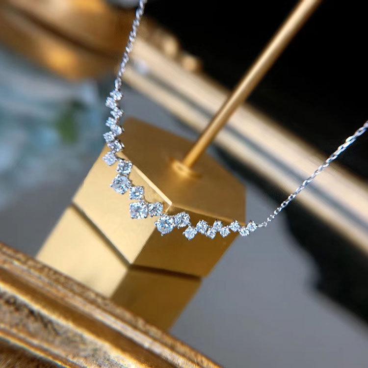 925 Silber Mode Neuankunft 1 Karat Kleiner Diamant Anhänger Halskette Damen Glänzende Kristall Schlüsselbein Kette Schmuck Party Geschenk