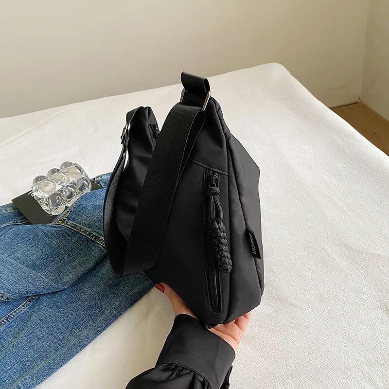 Fashiable and Minimalist Dumpling Bag Popular New High-quality Shoulder Bags Ladies Hobos Large Capacity Tote Bags
