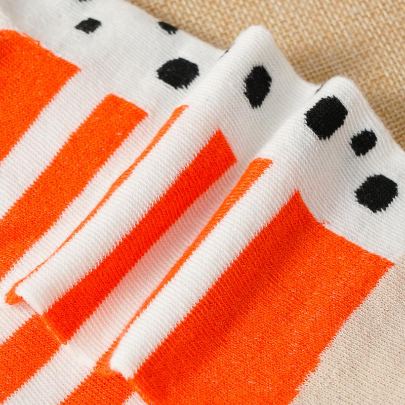 Funny and Cute Split-toe Mid-tube Socks Abstract Ugly and Cute Flower Eel Aquarium Couple Girlfriends Personality Trendy Socks