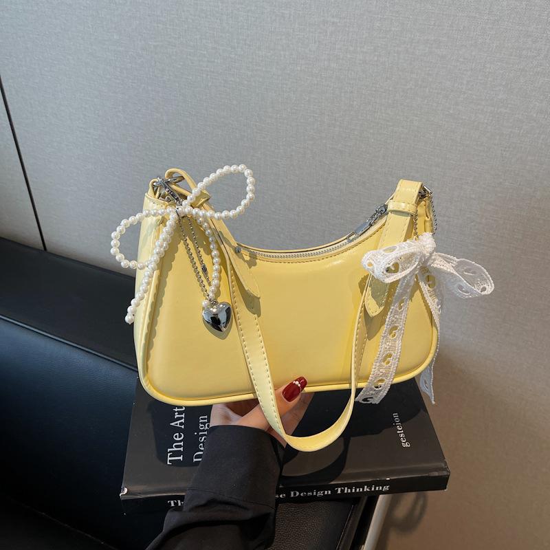 French niche fashion armpit small bag women 2025 new trendy Internet celebrity temperament shoulder bag foreign style messenger bag