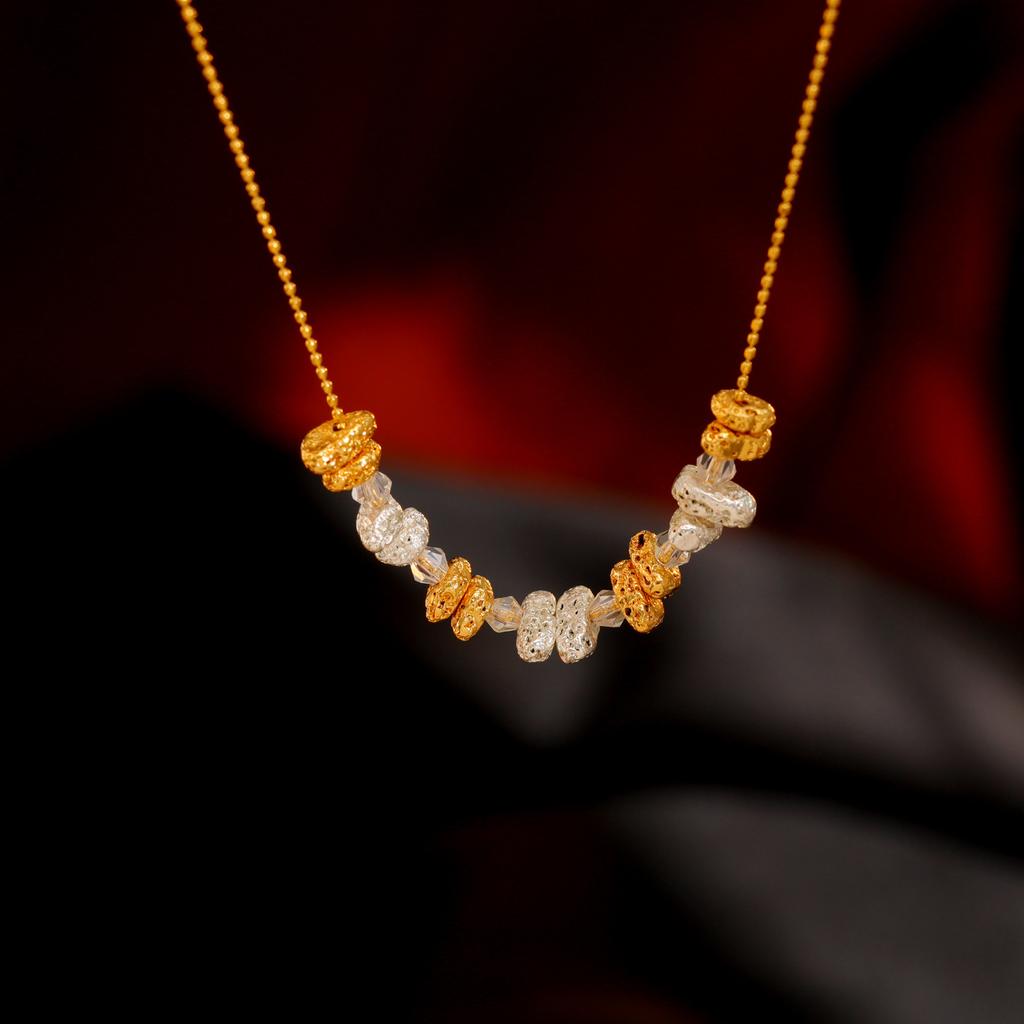 Designer Style Silver Collision Necklace for Women, Niche Design, Collarbone Chain, High-end and Elegant Temperament, Light Luxury Necklace