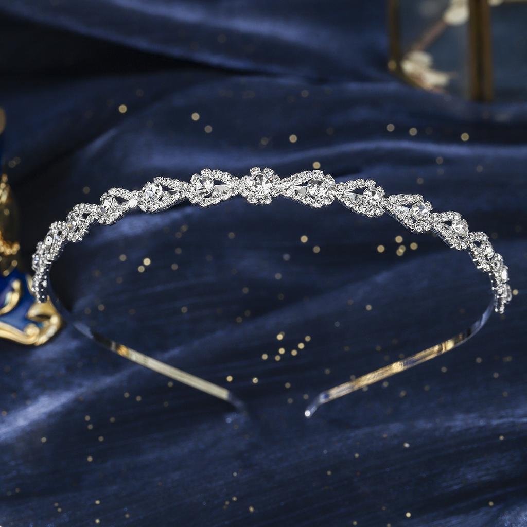 Simple Crystal Women's Hair Bands Fashion Alloy Mori Princess Headband Headdress Party Holiday Jewelry Hair Accessories Tiara