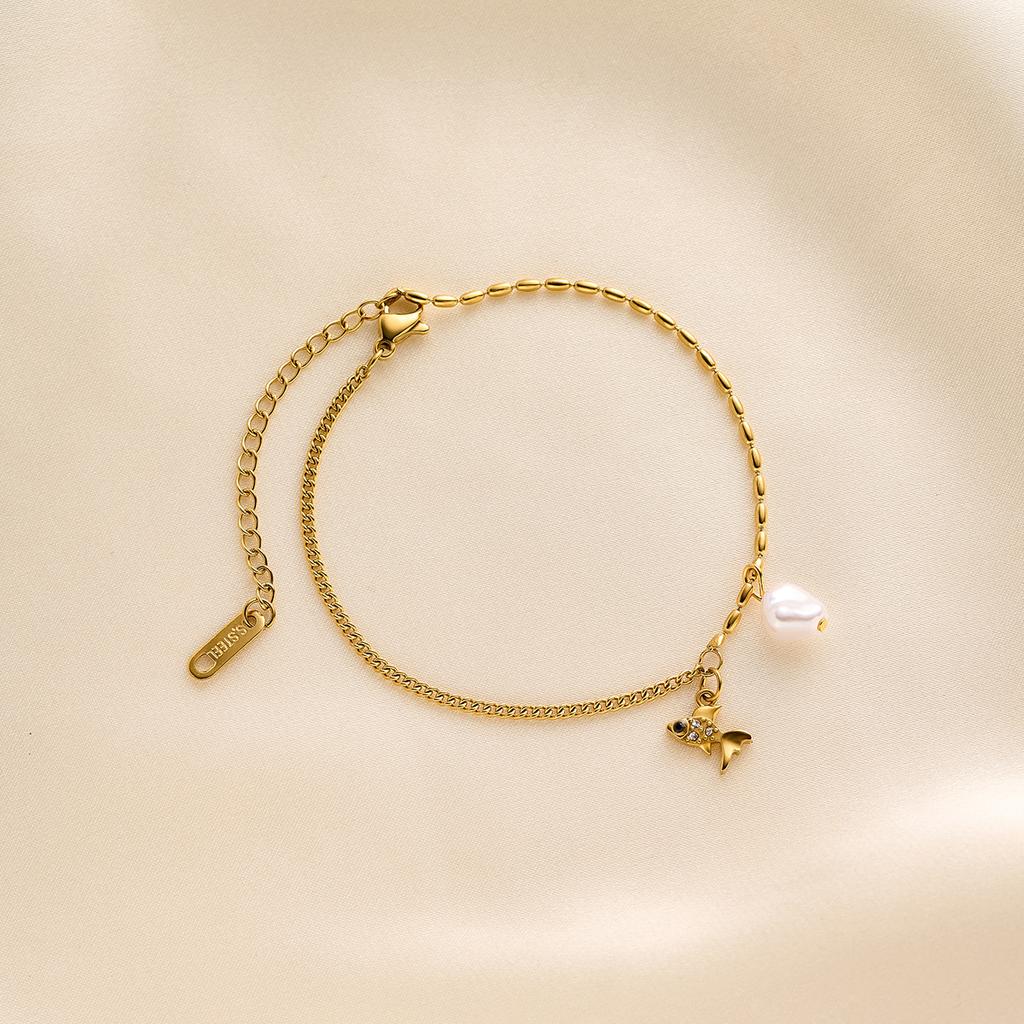 Süßes Zirkonfisch Natürliche Perle Charme Armband für Damen Edelstahl Goldfarbe Perlenkette Schmuck Valentinstagsgeschenk