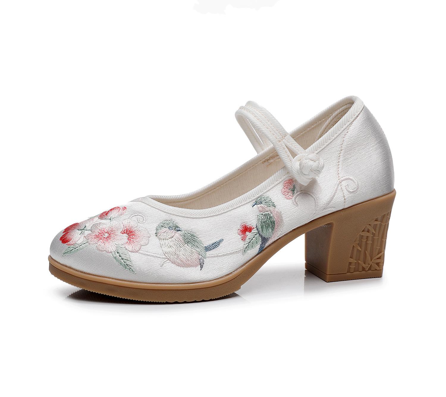 

Maogu толстый квадратный каблук черные высокие каблуки женские туфли с неглубоким носком 2024 весна лето новые китайские вышитые туфли-лодочки 35