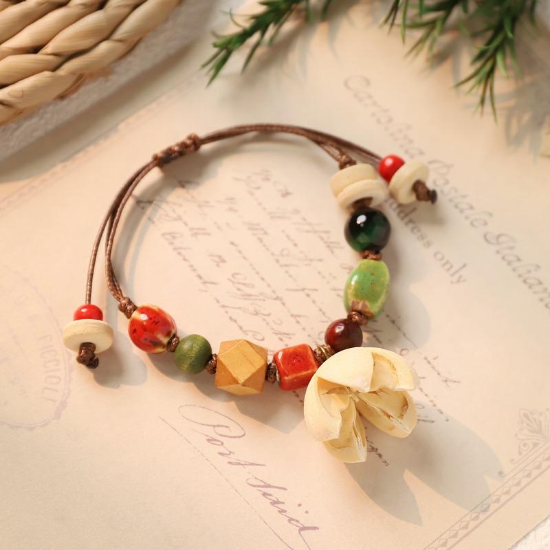 Retro Natural Plant Fruit Bracelet Hand Woven Acorn Hand Rope Women's Niche Literary Bracelet