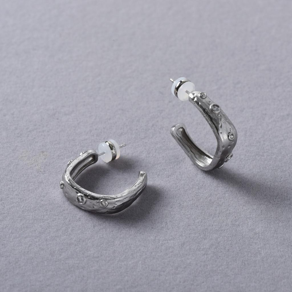 French Fashion Temperament High-End Metal C-Type Inlaid Zircon Earrings S925 Silver Needle Earrings Personalized Simple Earrings
