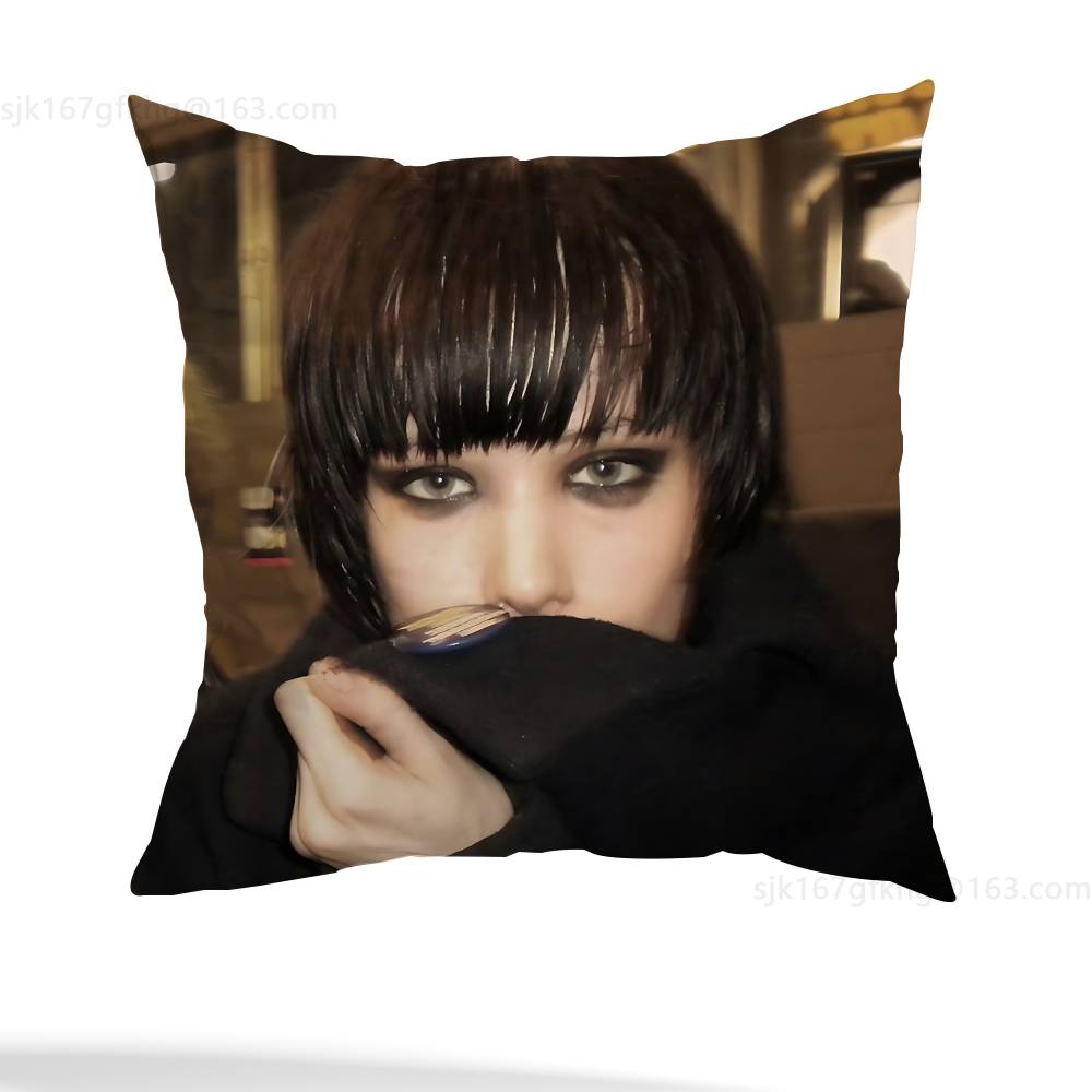 Crystal Castles pillowcase casual style decoration, suitable for home decoration (excluding pillow core)